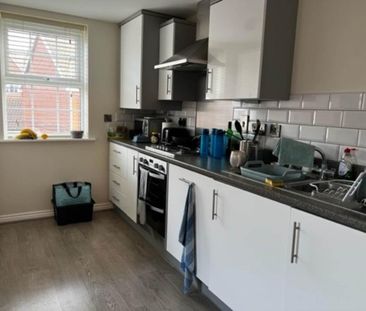 2 bedroom apartment to rent - Photo 4