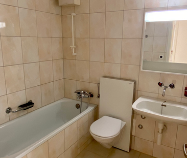 Helle 3-Zimmerwohnung mit Balkon - Photo 2