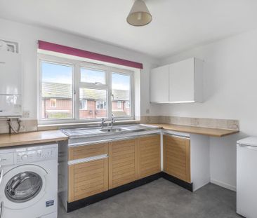 2 bedroom apartment to rent - Photo 2