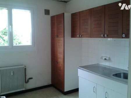 NANTES Quartier BEAUSEJOUR - surface 50 m² - Photo 4