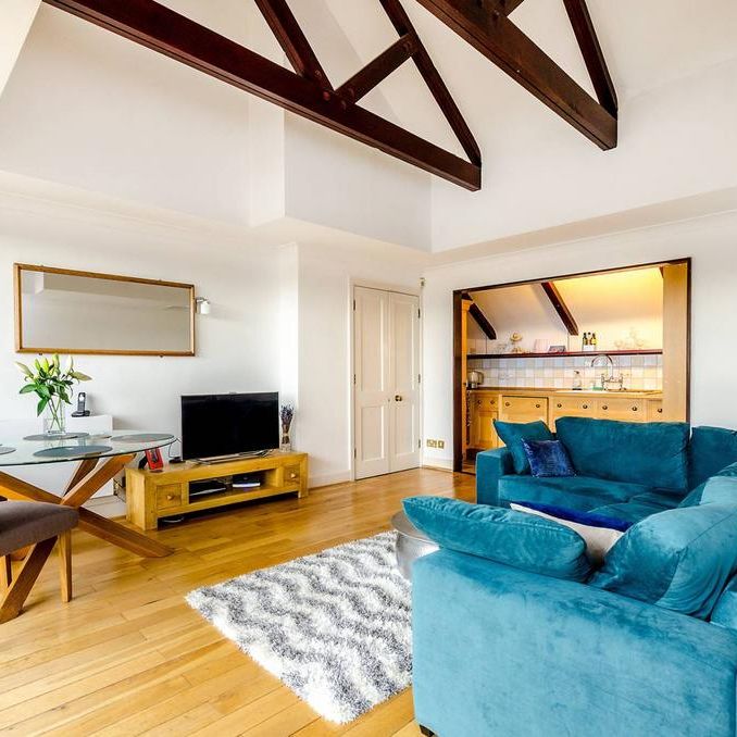 2 bedroom flat to rent - Photo 1