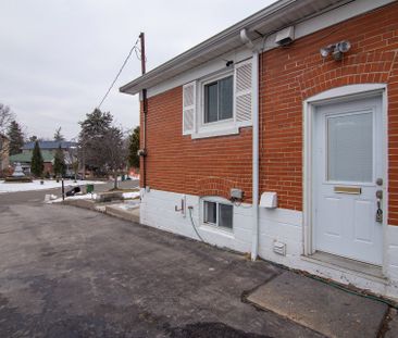 For Lease - 116 Earlton Road Unit# Bsmt, Toronto, Ontario - Photo 2