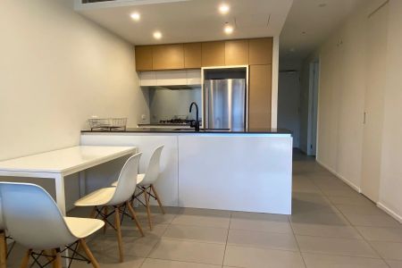 Fully Furnished Delight in a Prime Location - Photo 4