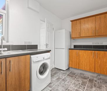172 Beersbridge Road, Belfast, BT5 4RY - Photo 1