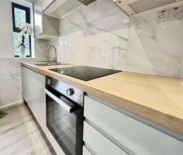 Stow Park Crescent, Newport, NP20 - Photo 6