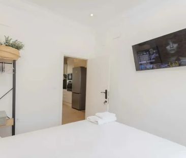 Carrer de lArquitecte Alfaro, Valencia, Valencian Community 46011 - Photo 3