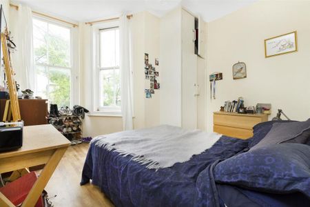 3 bedroom flat to rent - Photo 5