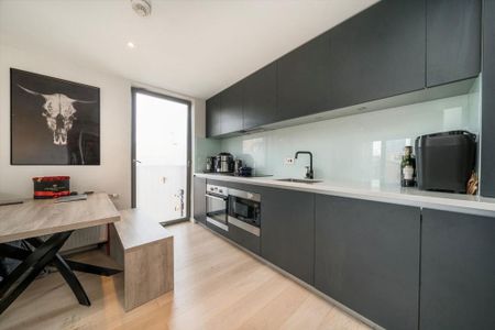 2 bedroom flat to rent - Photo 5