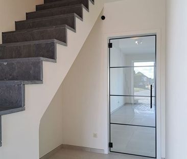 Huis te huur in Heers voor € 1.350 met 3 slaapkamers - Photo 3