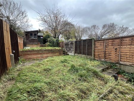 Sunland Avenue, Bexleyheath, DA6 8LP - Photo 2