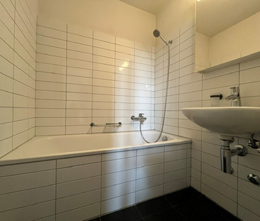 Schöne helle Wohnung, Nähe Stadtzentrum - Photo 5