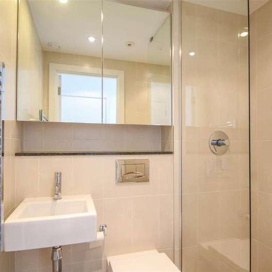 The Heart, Mediacityuk, Salford, M50 - Photo 1