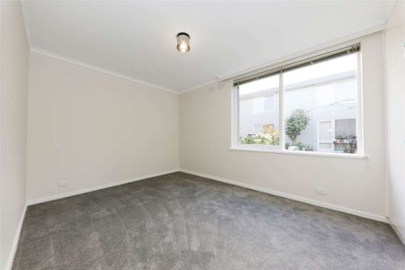 3/1150 Dandenong Road, Carnegie VIC 3163 - Photo 2