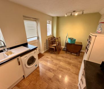 3 bedroom detached house to rent - Photo 6