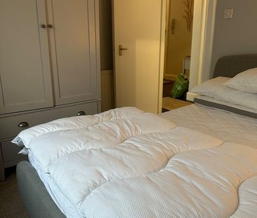 Room in a Shared Flat, Edinburgh, EH6 - Photo 3