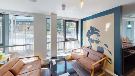 Silver Ensuite - Photo 4