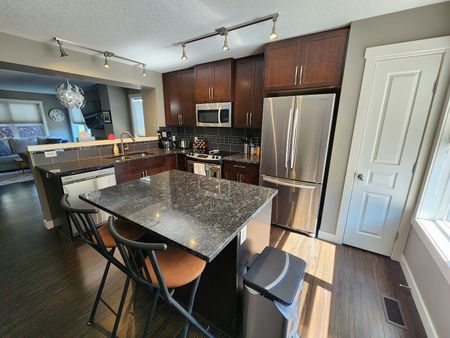 918 McKenzie Towne Manor Southeast, Calgary - Photo 2