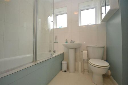 Hepple Close, Isleworth - 1 bedroomProperty for lettings - Chasebuchanan - Photo 5