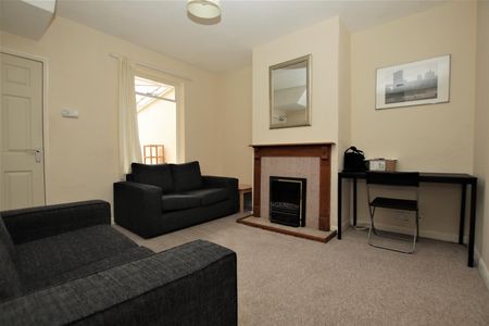 West Avenue, Oldfield Park, Bath - Photo 2