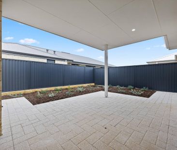 BRAND NEW - STUNNING 4 X 2 HOME - Photo 4