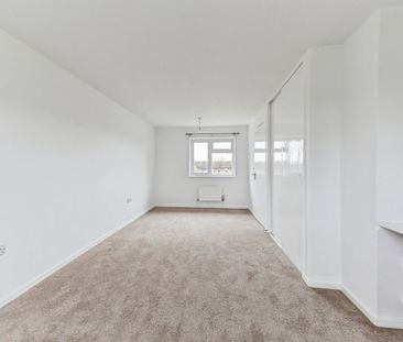 Maltby Close - Photo 5