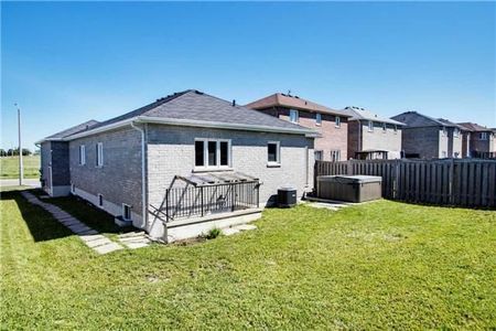 For Lease - 316 Country Lane Unit# Bsmt, Barrie, Ontario - Photo 5