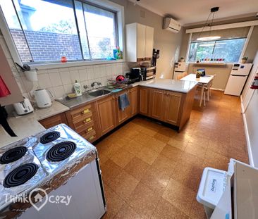 Mitcham - Photo 6