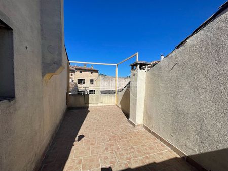 Location Appartement 4 pièces 106m² - Photo 2