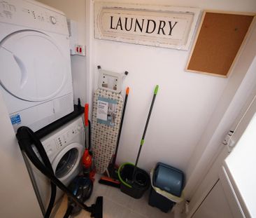 1 bedroom in a house share to rent - Photo 4