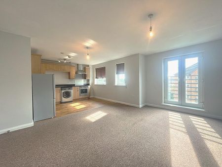 2 bedroom flat to rent - Photo 2