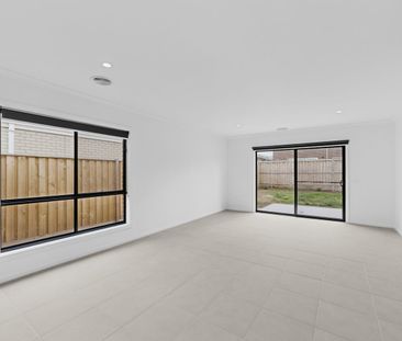 Spacious Modern Comfort Designed for Effortless Family Living - Photo 3