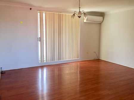 CONVENIENT & AFFORDABLE UNIT - THIS WON'T LAST LONG - Photo 5
