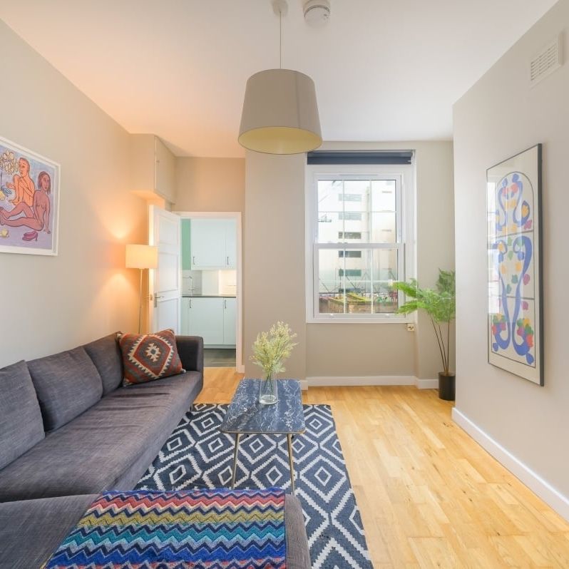 2 bedroom flat to rent - Photo 1