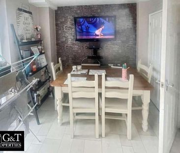 Heath Road, Dudley, DY2 - Photo 1
