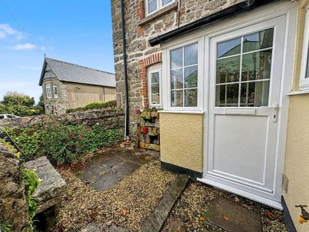 1 bedroom semi-detached house to rent - Photo 5