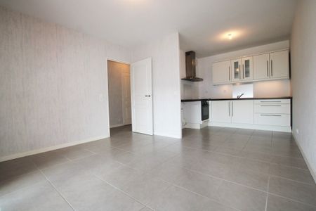 T2 15 ESPLANADE ANDRY FARCY GRENOBLE - Photo 2