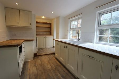 3 bedroom cottage to rent - Photo 4