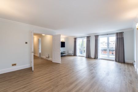 3 bedroom penthouse to rent - Photo 2