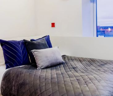 Bronze Studio - Photo 3