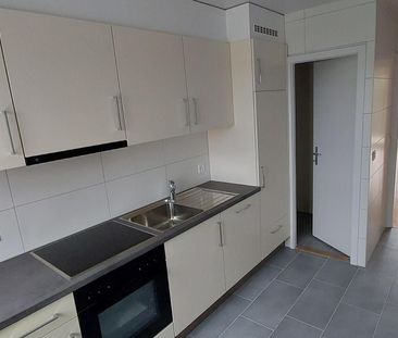 3-room apartment on the 2nd floor with balcony and lots of light - Photo 2