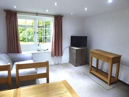 Wick End, Ulverston, LA12 - Photo 2