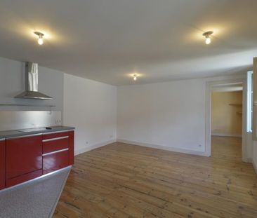 Location Appartement 2 pièces 52m² - Photo 3