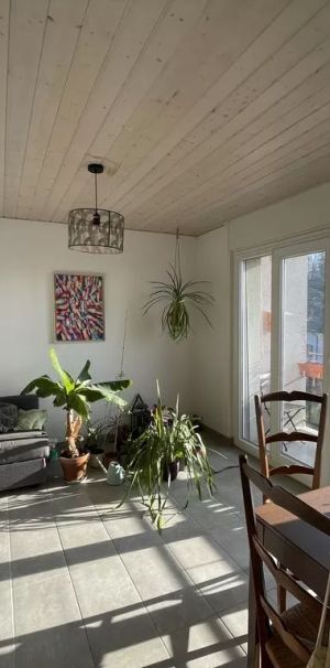 À deux pas des commodités - Photo 1