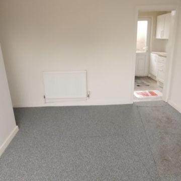 3 Bedroom Terraced House - Photo 1