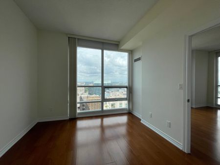COLLEGE PARK PHASE II: Bay & College (761 Bay St) AD#103611 - Photo 5