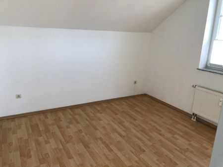 Bestens aufgeteilte Kleinwohnung mit Küche in ruhiger Wohnlage in Obernberg - Photo 4