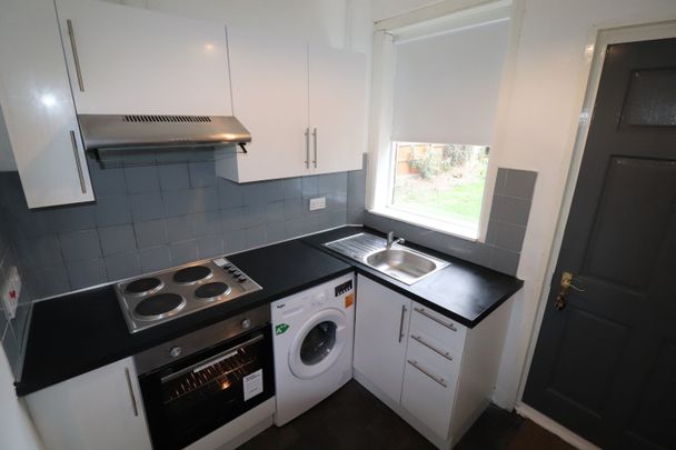 Springfield Road - Chelmsford - Photo 1