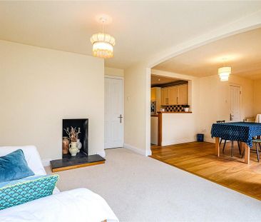 4 bedroom bungalow to rent - Photo 1