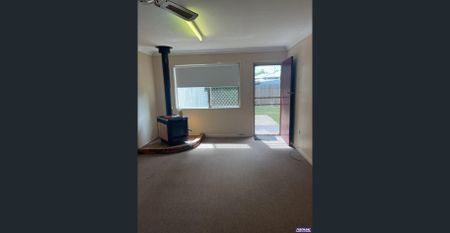 Central 3 Bedroom Home with Multiple Living Options - Photo 2