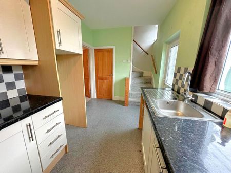 2 bedroom terraced house to rent - Photo 5